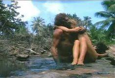 Голая Аманда Донохью в фильме «Отверженный» фото #59