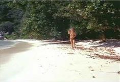 Голая Аманда Донохью в фильме «Отверженный» фото #83