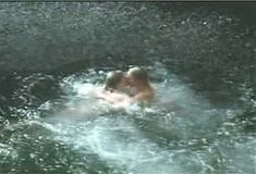 Голая Аманда Донохью в фильме «Радуга» фото #8