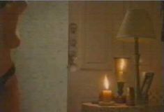 Голая грудь Аманды Редман в фильме «Близкие отношения» фото #1