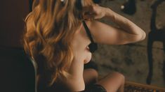 Голая Аманда Сайфред в фильме «Хлоя» фото #7