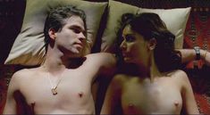 Полностью голая Ана де ла Регера в фильме «На грани» фото #14