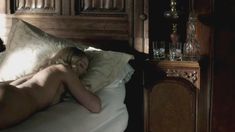 Голая Анастасия Гриффит в сериале «Легавый» фото #5