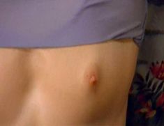 Голая Анджела Дейвис в фильме «Секс в большом городе 2» фото #1