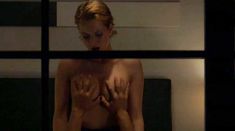 Голая Андреа Ошварт в фильме «Два тигра» фото #2