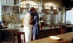 Голая Андреа Ферреоль в фильме «Большая жратва» фото #22