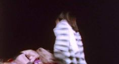 Голая Анита Стриндберг в фильме «Торговля кожей»