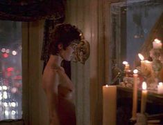 Голая Анн Парийо в фильме «Кровь невинных» фото #2