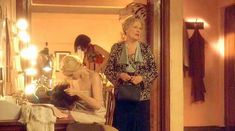 Голая Анна Брюстер в фильме «Миссис Хендерсон представляет» фото #4