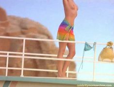 Голая грудь Анны Ганн в фильме «Малышка на миллион» фото #1