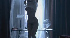 Голая Анна Жимская в фильме «Monamour. Любовь моя» фото #53