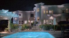 Голая Анна Левайн в фильме «За гранью смерти» фото #2