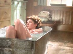 Голая Анна Фрил в фильме «Любовь и война» фото #1