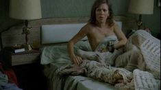 Анна Фрил показала голые сиськи в фильме «Мотель «Ниагара»» фото #7