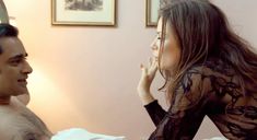 Анна Фрил засветила грудь в фильме «Телохранитель» фото #5