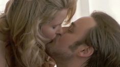 Голая Анна Хатчисон в сериале «Криминальная Австралия» фото #27