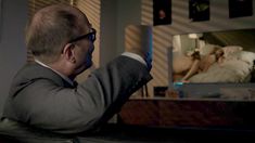 Голая Анна Шрирам в сериале «Миллиарды» фото #7