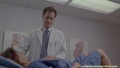 Аннабелла Шиорра показала голую грудь в фильме «Рука, качающая колыбель» фото #2