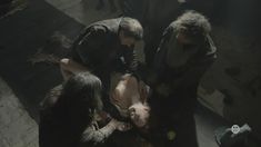 Голая Аннелиз Эм в сериале «Инквизиция» фото #2