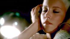 Голая Анни Бель в фильме «Лаура» фото #6