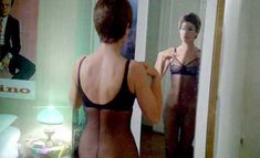 Голая Анни Жирардо в фильме «Диллинджер мертв» фото #2