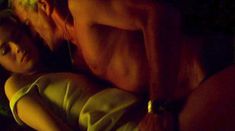 Голая Ариадна Хиль в фильме «Антарктида» фото #6