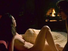 Голая Ариадна Хиль в фильме «Черные слезы» фото #2