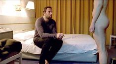 Голая Ариана Лабед в фильме «Аттенберг» фото #6