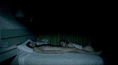 Голая Ариана Лабед в фильме «Аттенберг» фото #16