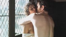 Ассумпта Серна показала голую грудь в фильме «Нострадамус» фото #2