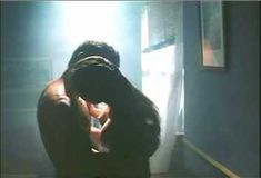 Голая Афина Мэсси в фильме «Беззвучный крик» фото #1