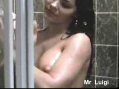 Голая Афина Мэсси в фильме «Звездный портал» фото #4