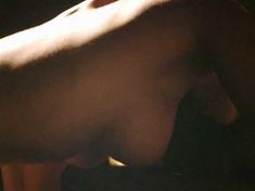 Голая Афина Мэсси в фильме «Части тела Харольда Роббинса» фото #3