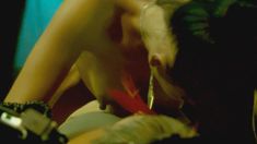 Голая Бай Лин в фильме «Генное поколение» фото #16