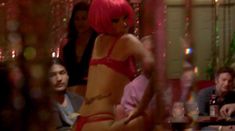 Голая Бай Лин в фильме «Красивая жизнь» фото #5