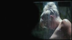 Голая Бет Кордингли в сериале «Тупик» фото #4