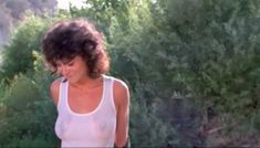 Голая Бетси Расселл в фильме «Девчонка-сорванец» фото #5