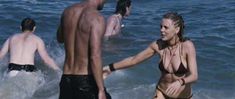 Голая Бо Гарретт в фильме «Туристас» фото #4
