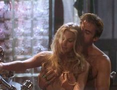 Голая Бо Дерек в фильме «Жрица страсти» фото #10