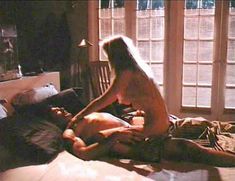 Голая Бо Дерек в фильме «Разбитая интрига» фото #3