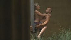 Голая Бонни Свин в сериале «Спартак. Кровь и песок» фото #10