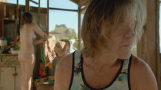 Голая Бояна Новакович в сериале «Бесстыдники» фото #16