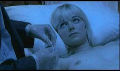 Голая Бояна Новакович в сериале «Наслаждение» фото #30