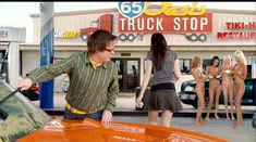 Голая Бреа Беннетт в фильме «Сексдрайв» фото #10