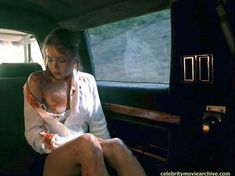 Голая Бренда Бакки в фильме «Под прикрытием» фото #2