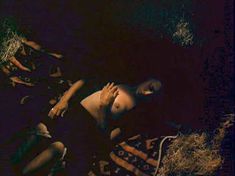 Голая Бренда Бакки в фильме «Под прикрытием» фото #7