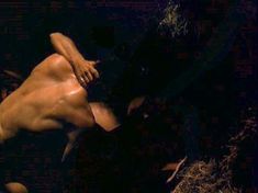 Голая Бренда Бакки в фильме «Под прикрытием» фото #8