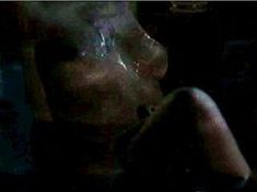 Голая Брижит Бако в фильме «Смертельный прилив» фото #15