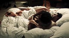 Голая Ваина Джоканте в фильме «30 ударов» фото #1