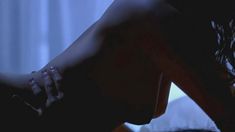 Голая Валентина Варгас в фильме «Восставший из ада 4. Кровное родство» фото #8